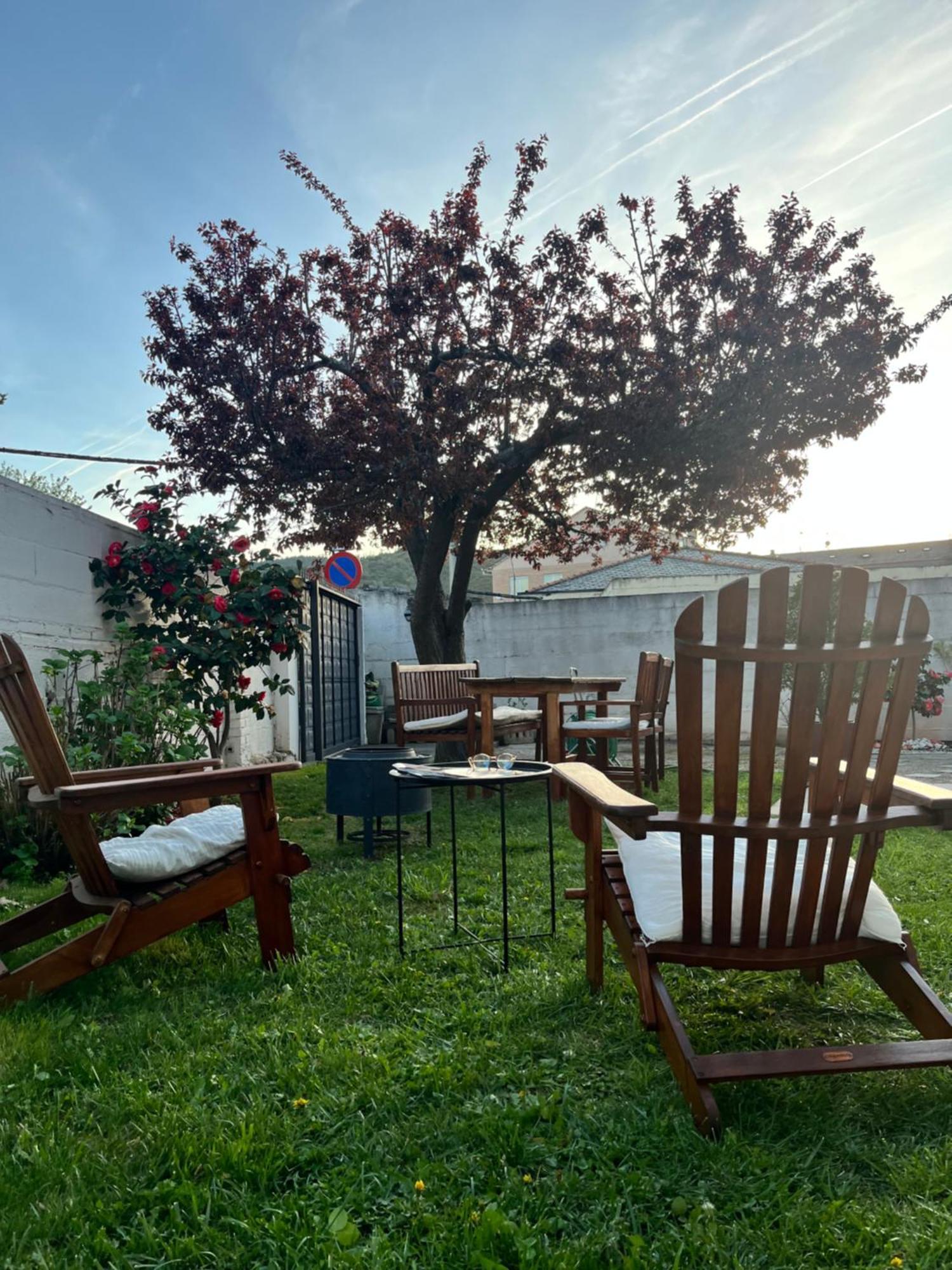 Eden Garden B&B Ponferrada Exteriör bild