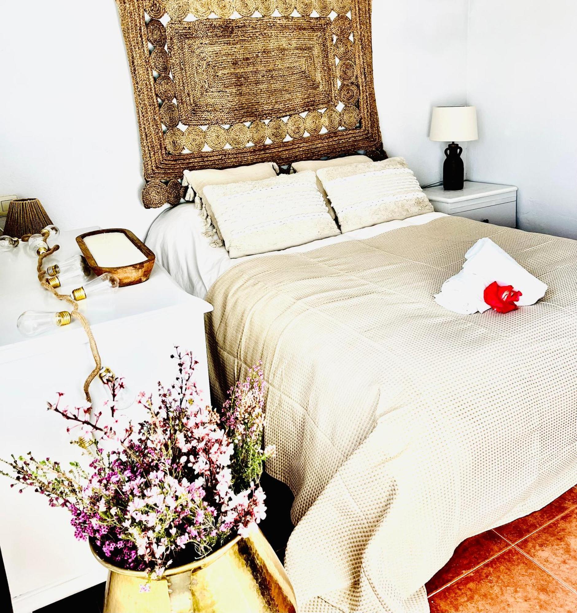 Eden Garden B&B Ponferrada Exteriör bild